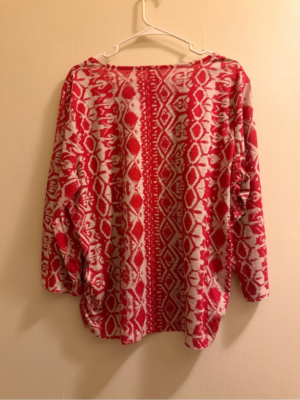 Red Patterned Women's Top - Picture 3 of 4
